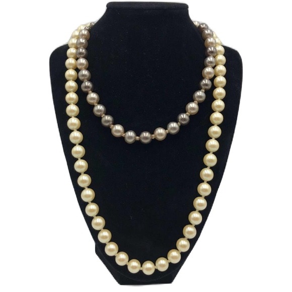 Vintage MCM Lot of 2 Faux Pearl Necklaces Pearl White and Grayish/Beige Japan - Picture 1 of 10